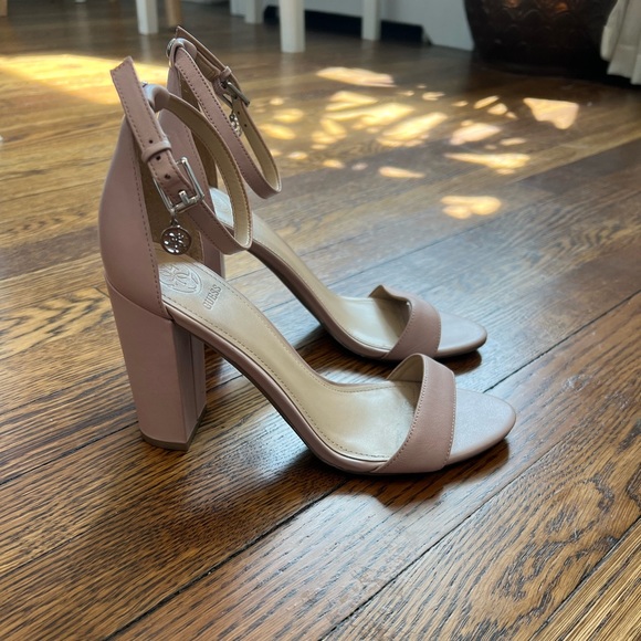 Guess Light Pink Leather Heeled Sandals - Sz 7 - Like New! - Picture 4 of 5